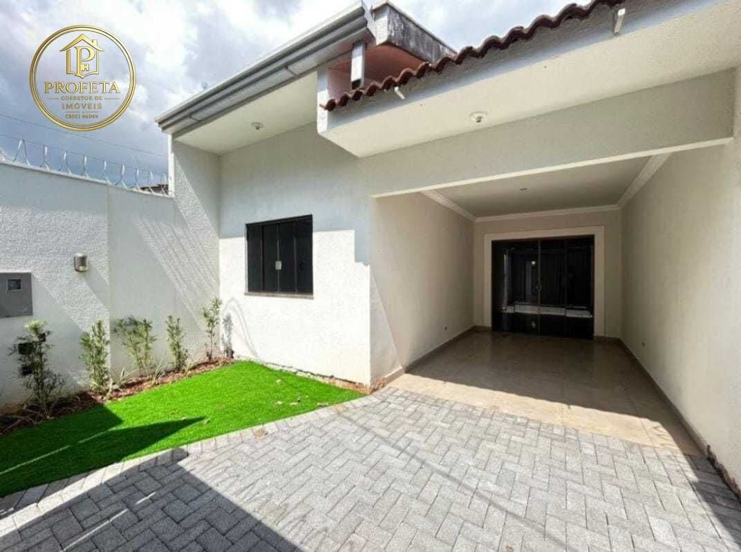 Casa á Venda de 100m² com 3 Dormitórios (1 Suíte) no Loteamento Madrid - Maringá