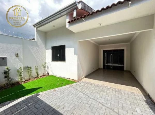 Casa á Venda de 100m² com 3 Dormitórios (1 Suíte) no Loteamento Madrid - Maringá