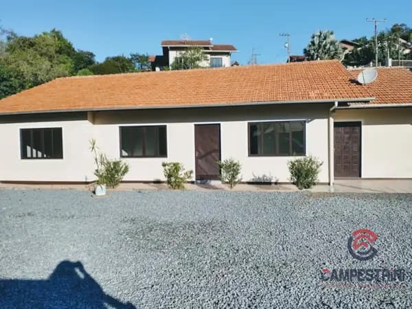 Casa à venda no bairro Araponguinhas em Timbó/SC