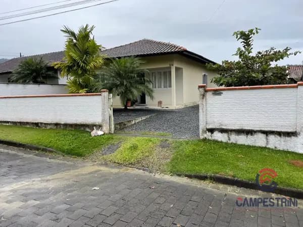 Casa à venda no bairro Cruzeiro em Rio dos Cedros/SC
