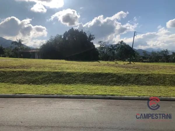 Terreno à venda no bairro Divinéia em Rio dos Cedros/SC
