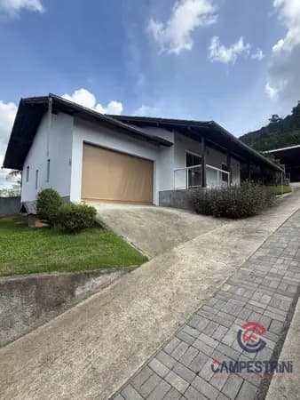 Casa à venda no bairro Dos Estados em Timbó/SC