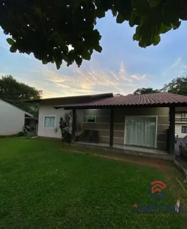Casa à venda no bairro Divinéia em Rio dos Cedros/SC