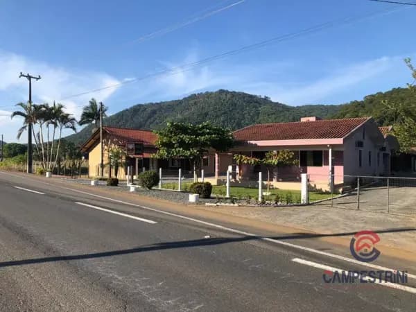 Casa à venda no bairro São Roque em Timbó/SC