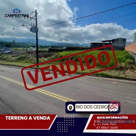 Terreno à venda no bairro Divinéia em Rio dos Cedros/SC