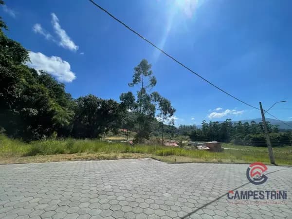 Terreno à venda no bairro Centro em Rio dos Cedros/SC