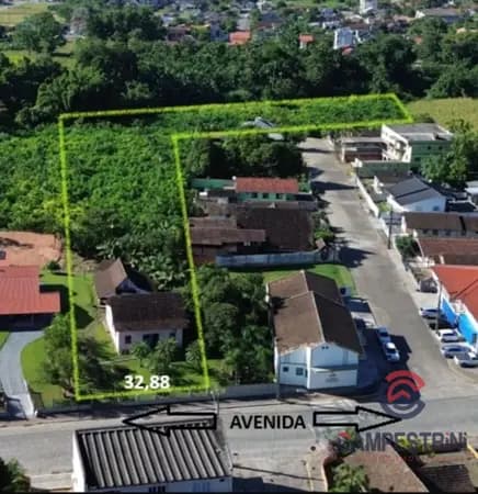 Terreno à venda no bairro Centro em Rio dos Cedros/SC