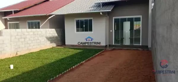 Casa à venda no bairro Divinéia em Rio dos Cedros/SC