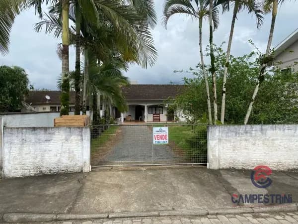 Casa à venda no bairro Cruzeiro em Rio dos Cedros/SC