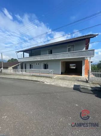 Sobrado à venda no bairro Quintino em Timbó/SC