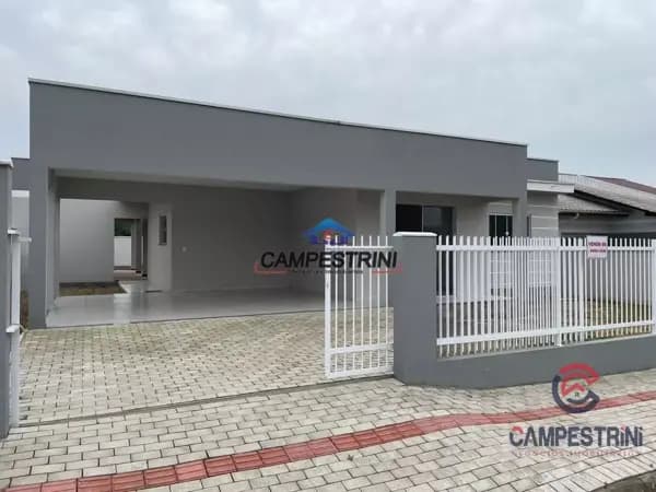 Casa à venda no bairro Divinéia em Rio dos Cedros/SC