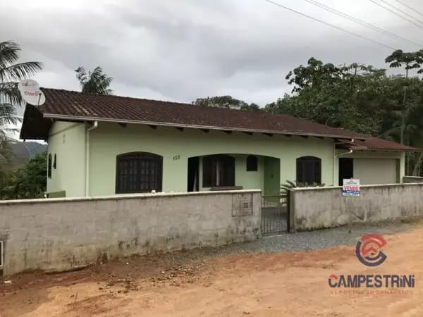 Casa à venda no bairro Divinéia em Rio dos Cedros/SC