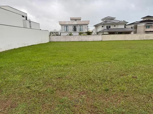 Terreno à venda no residencial 1 Alphaville, Rio das Ostras/RJ