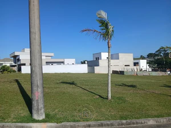 Terreno Amplo à Venda no Alphaville, Rio das Ostras/RJ