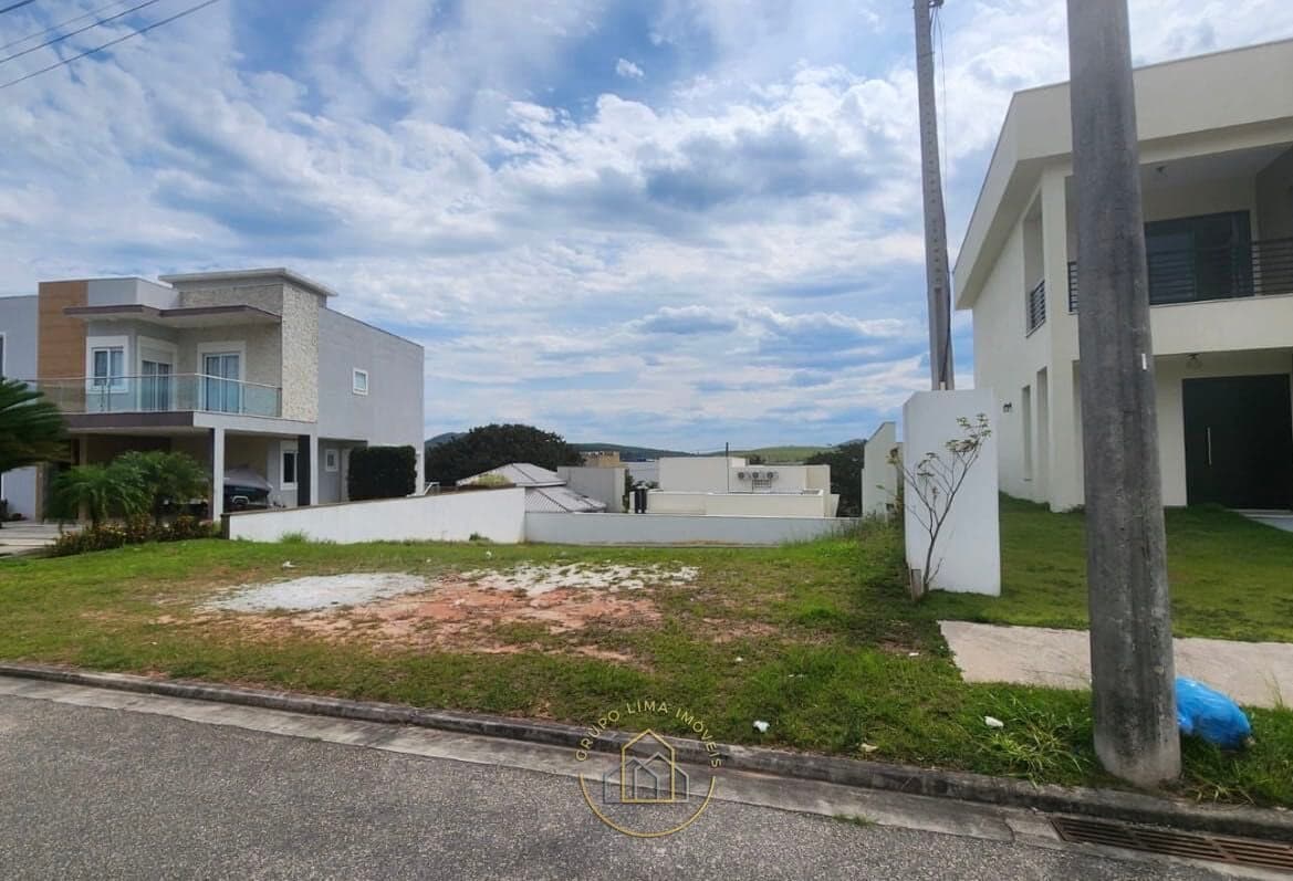 Terreno à Venda no Alphaville 3 em Rio das Ostras/RJ