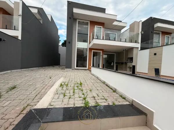 Casa com 4 quartos, sendo 1 suíte no Colinas, Rio das Ostras/RJ