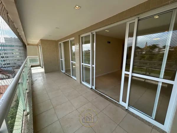 Apartamento com 3 quartos, sendo 1 suíte na Praia Campista, Macaé/RJ