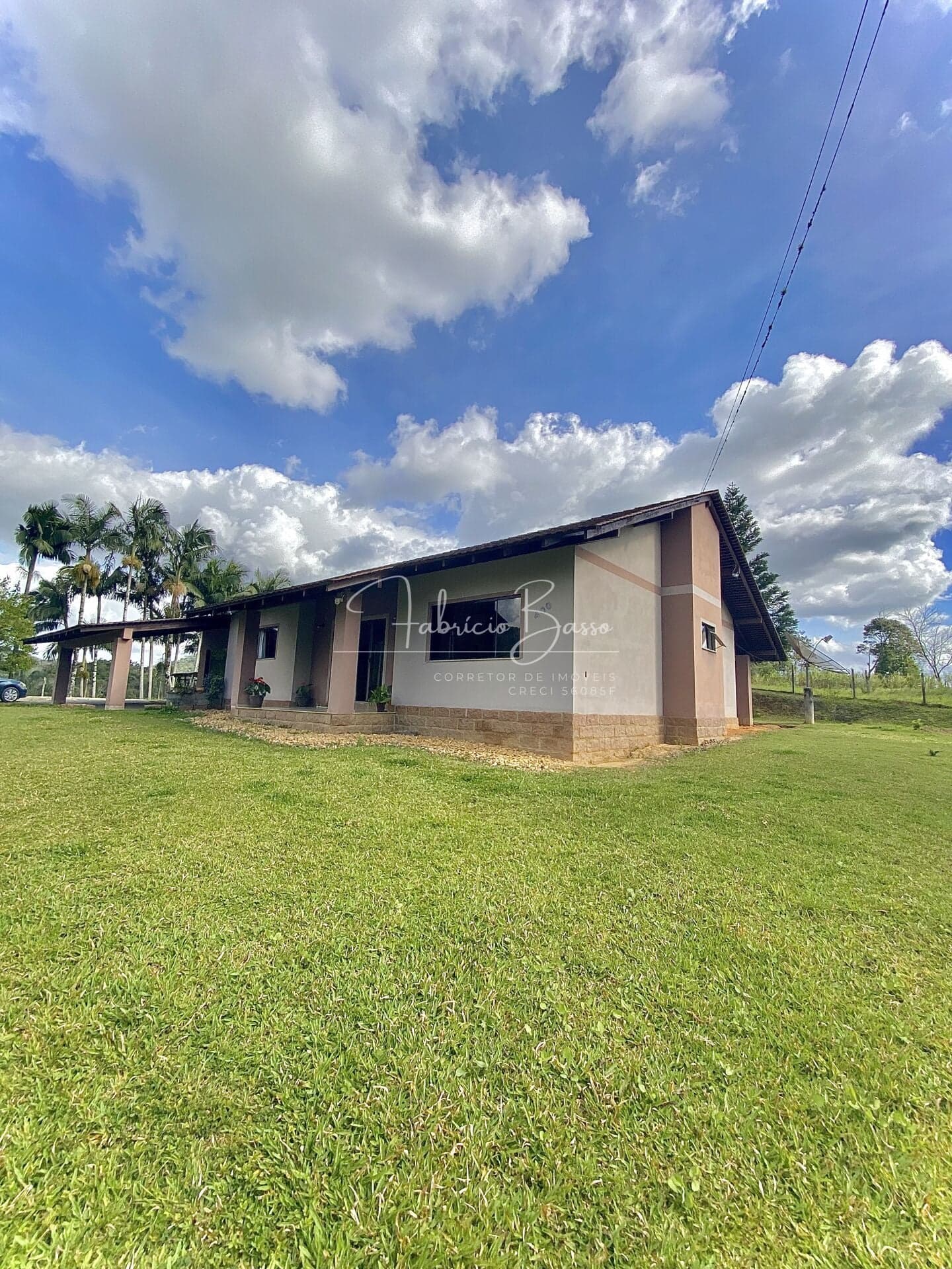 Casa maravilhosa com 4 quartos - 32.000 m²