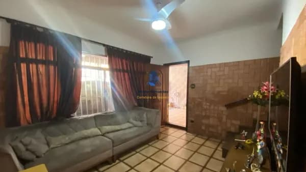 🏡 2 Sobrados no Mesmo Terreno à Venda em Guarulhos/SP