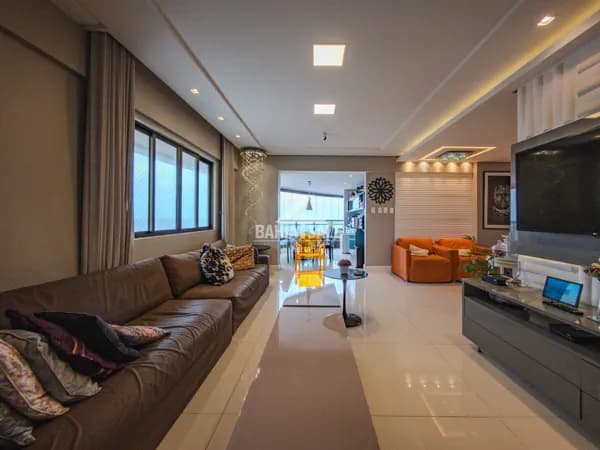 Apartamento de Alto Padrão no Baía de Santorini | Colina A – Patamares | 145m² | 3 Suítes | Vista Mar