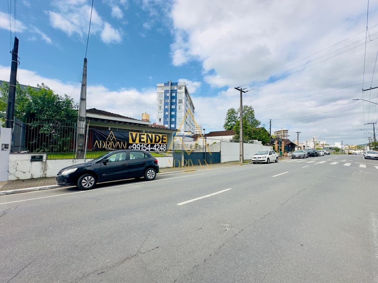 Área Residencial/Comercial no Centro