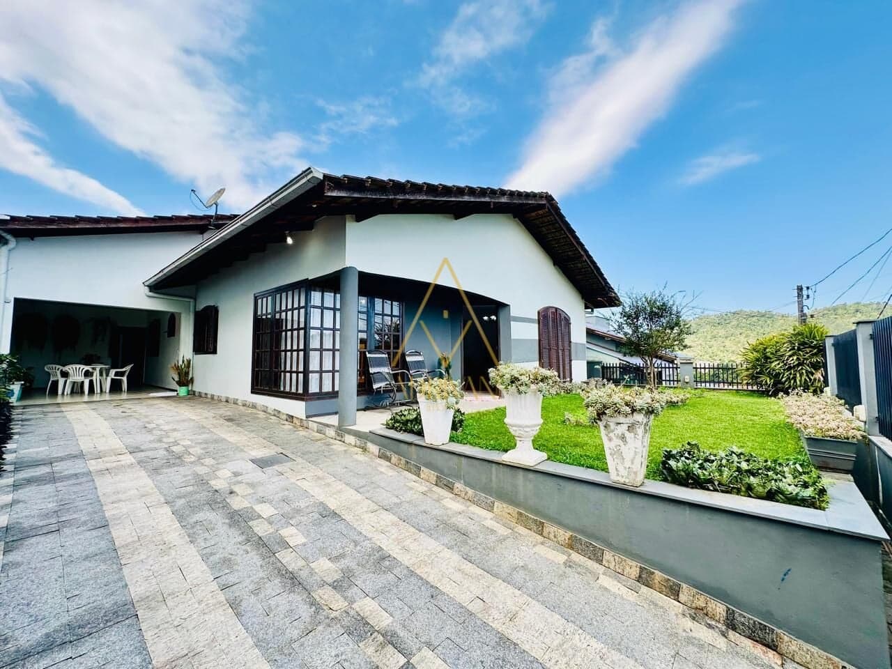 Casa Padrão no bairro Três Rios do Sul