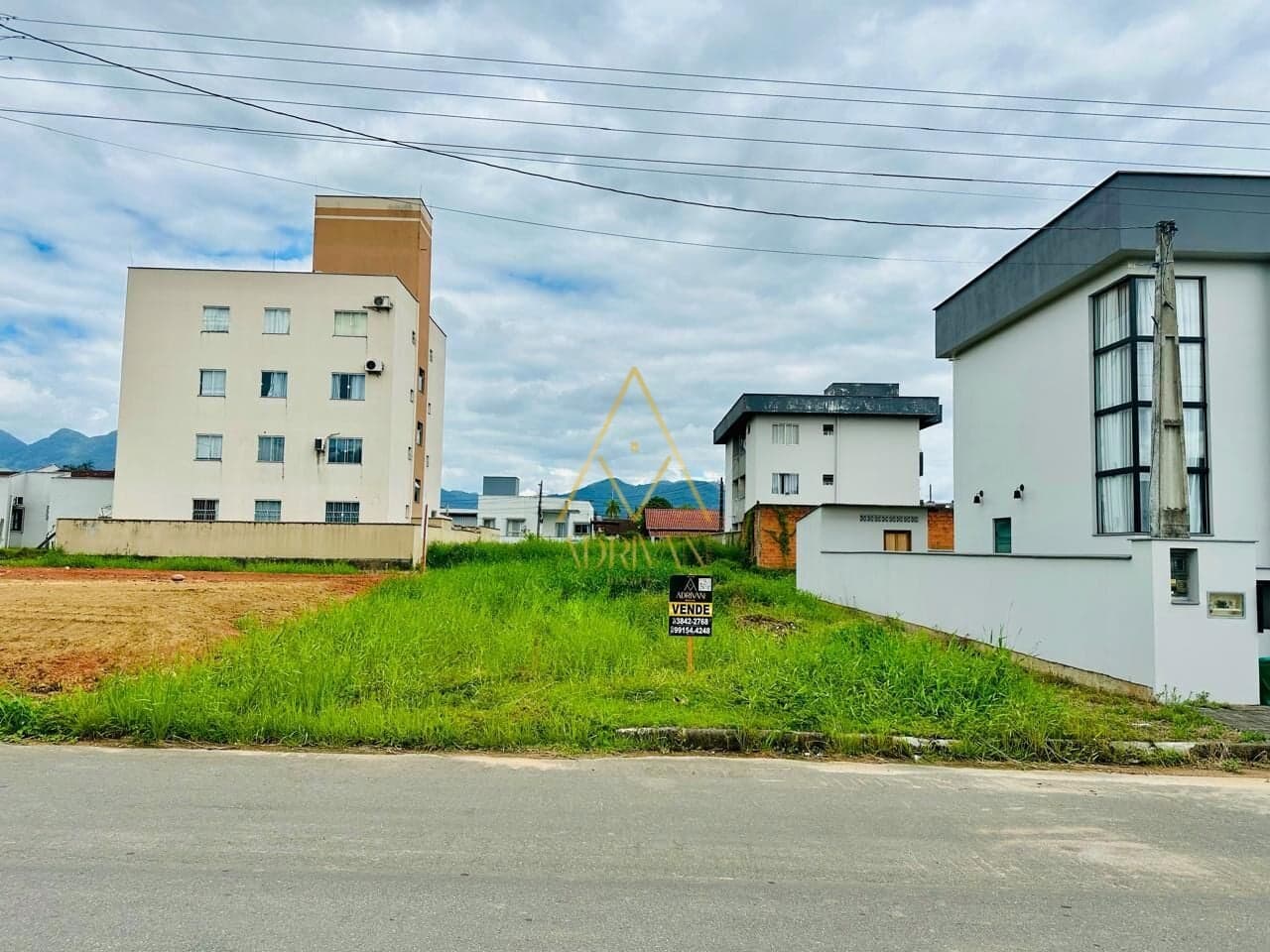 Terreno no bairro Rau