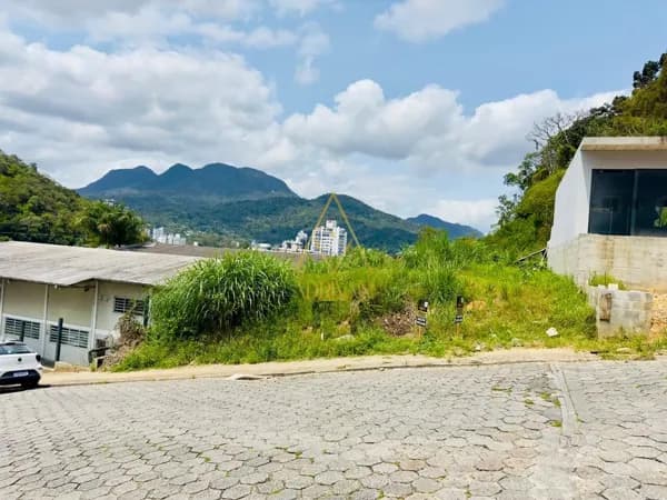 Terreno no bairro Nova Brsasilia