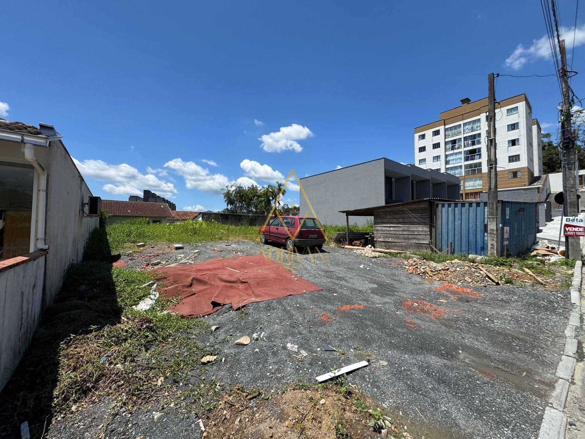 Terreno no bairro Rau