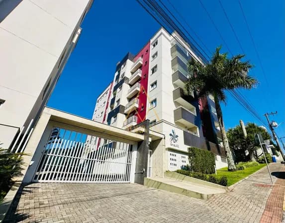 Apartamento Padrão no bairro Jaraguá Esquerdo
