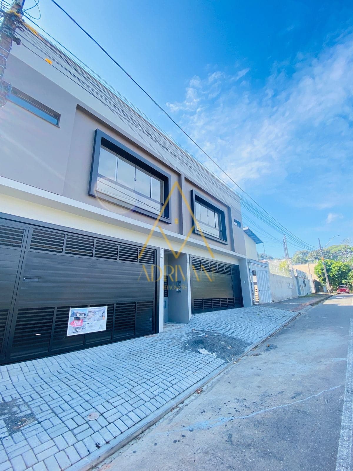 Casa geminada no bairro Três Rios do Sul