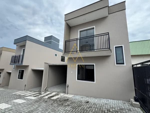 Casa Geminada no bairro no Vila Lenzi