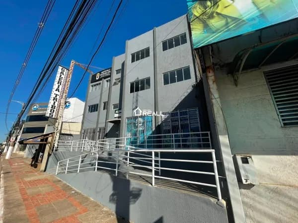 🏪 ALUGA-SE SALA COMERCIAL NA AVENIDA CEARÁ, RIO BRANCO/AC 📍