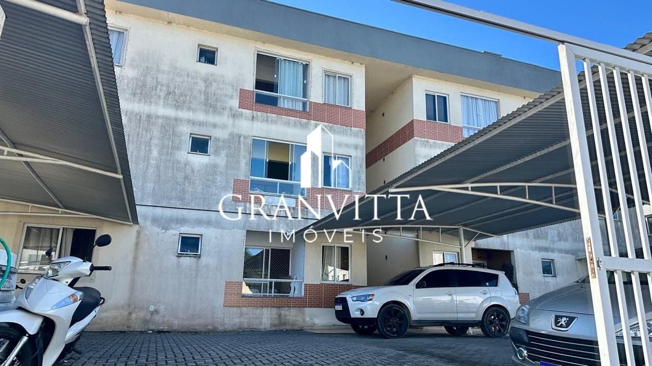 Apartamento térreo com 02 dormitórios em Meia Praia em Navegantes/SC