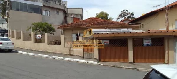 Casa Térrea à Venda com 4 Quartos, Quintal Amplo e Garagem para 3 Carros | Vila Santa Catarina – São Paulo