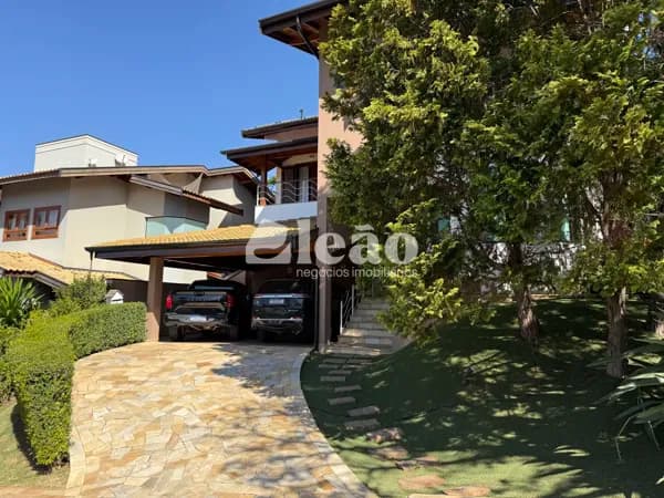 Casa com 4 quartos, piscina e energia solar à venda no Condomínio Terras do Caribe