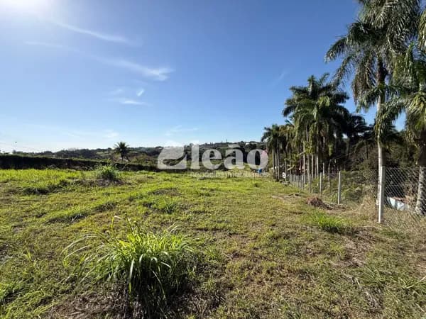 Terreno com 3021m² à venda no bairro Macuco em Valinhos/SP