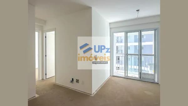 Apartamento com 2 dorms, 42m² com varanda na Água Branca em São Paulo-SP.