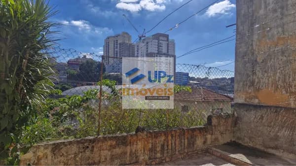 Casa com 2 dorms, 127m ² com vaga coberta no Jardim D'Abril em Osasco-SP.