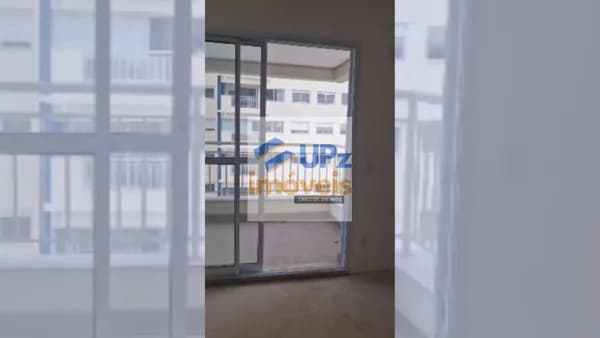 Apartamento com 3 dorms, sendo 2 suítes, 69m² com 2 vagas no Jardim Esperança em Osasco-SP