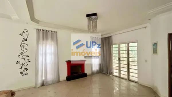 Casa com 3 dormitórios à v Casa em condomínio com 3 dorms, sendo 2 suítes, 300m² com 4 vagas na Chácara do Rosário em Cajamar-SP enda, 300 m² por R$ 1.000.000,00 - Condomínio Chácara do Rosário - Cajamar/SP