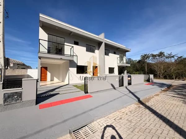Sobrado em Forquilhas, São José/SC