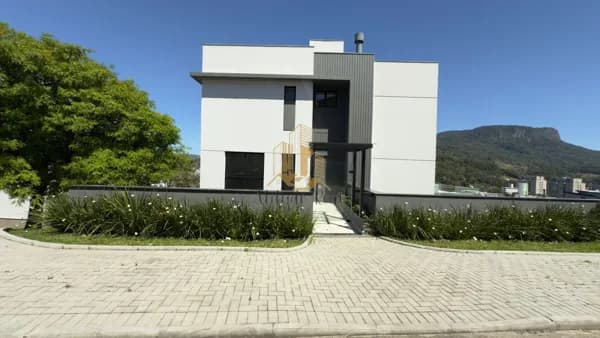Casa Alto Padrão em Pedra Branca, Palhoça/SC