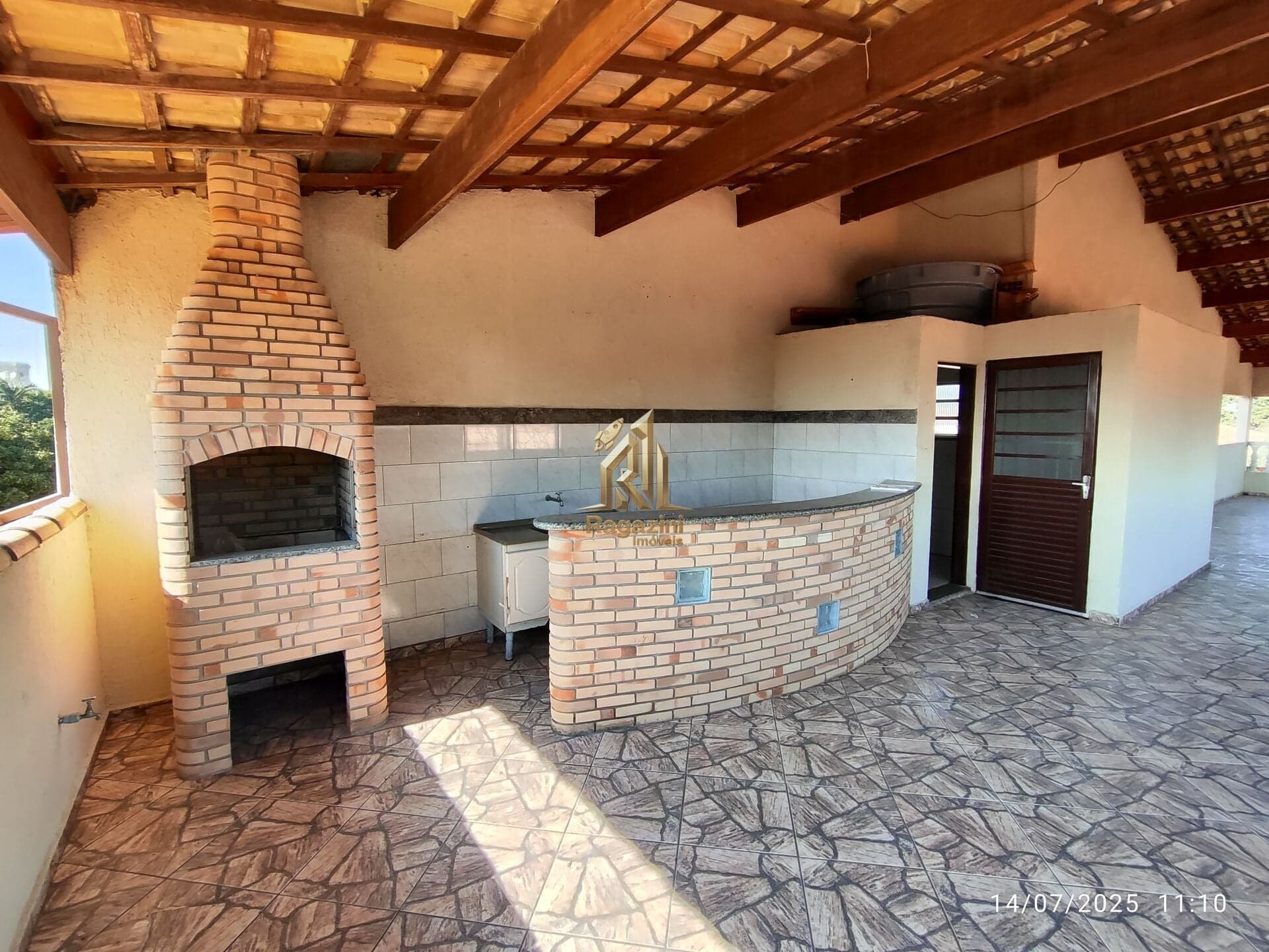 SOBRADO 3 PAVIMENTOS – 260m² | RESIDENCIAL UNIÃO
