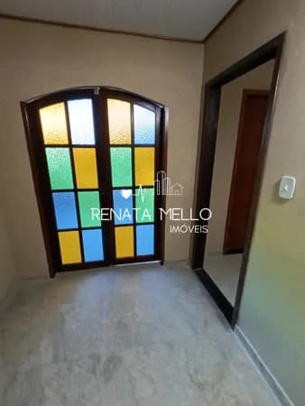 ALUGA-SE CASA + GALPÃO – R$ 2.200,00