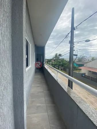 Sobrado com Sala Comercial a 400 Metros do Mar | 440 m² | Ideal para Moradia e Investimento