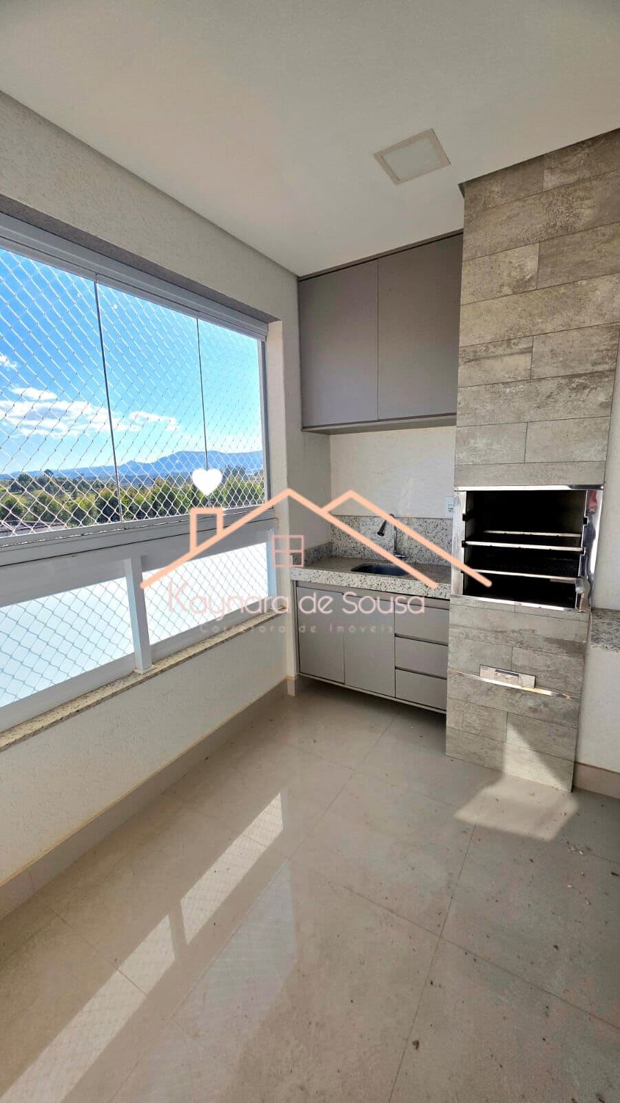Apartamento lindo com planejados e varanda gourmet no Santa Rita II !!