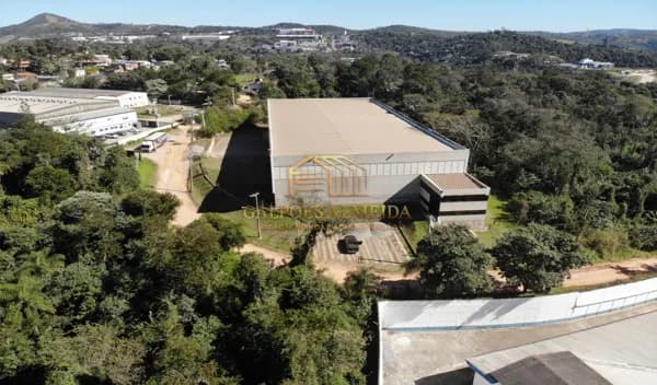 Pavilhão/Galpão Industrial com ponte rolante