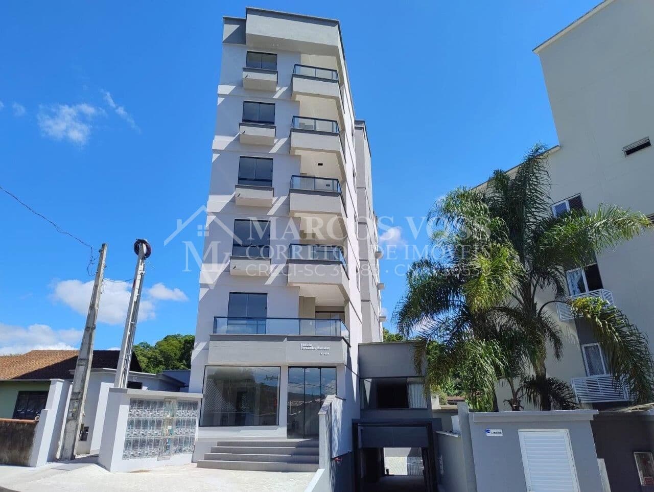 Apartamento com 2 Quartos no Bairro da Velha