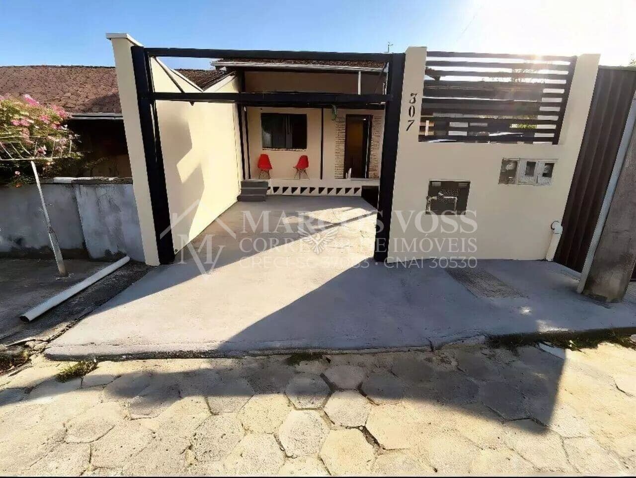 Sobrado Geminado Averbado com 3 Quartos na Itoupavazinha